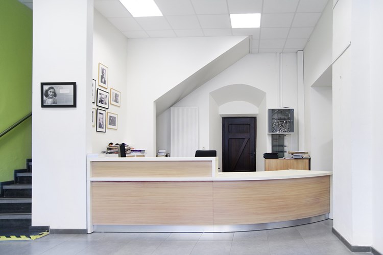 Banque d'accueil Inform (bibliothèque scolaire de l'INDsé, Bastogne, Belgique)