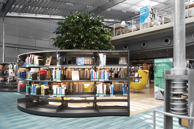 Rayonnage Classic Courbe (l'École Nationale des Ponts et Chaussées, Champs sur Marne, France)