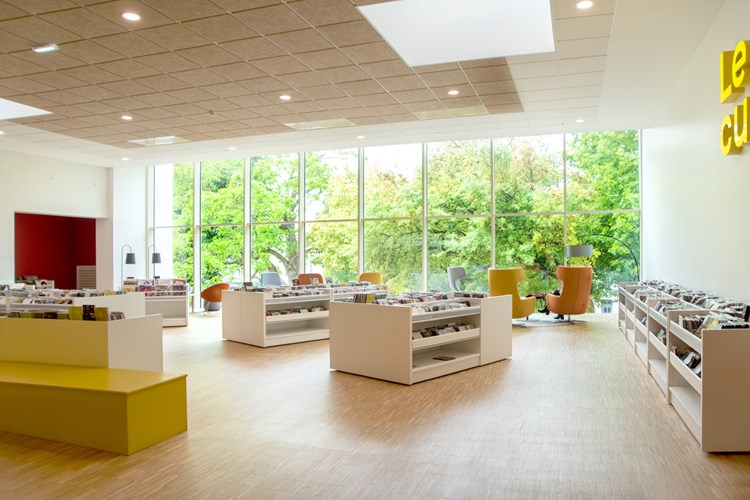 Conception de bibliothèque biophiliques (Pierre Moinot à Niort, France)